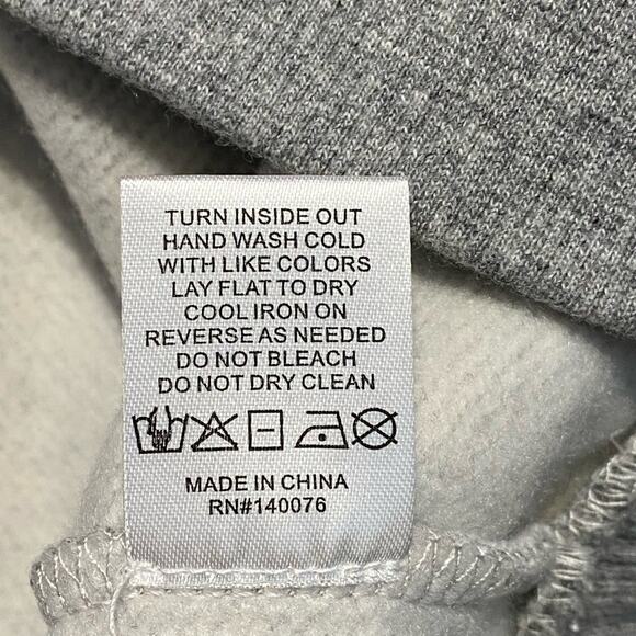 Generation Love  Avery Heart Heathered Grey Puffy Sleeve Sweatshirt Size Large - Picture 5 of 5